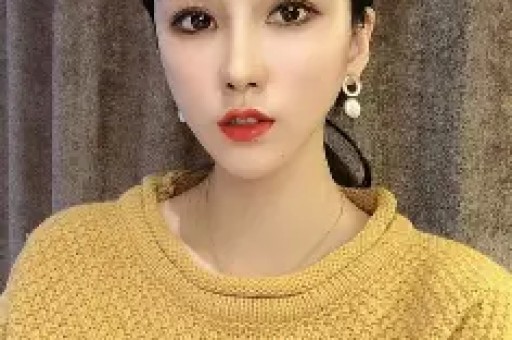 三山凌辉被曝出轨后毫不遮掩亲密姿态